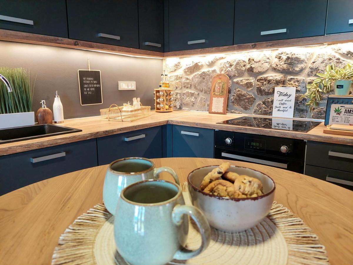 Vineyard Cottage Lan Na Hribu Semic 外观 照片